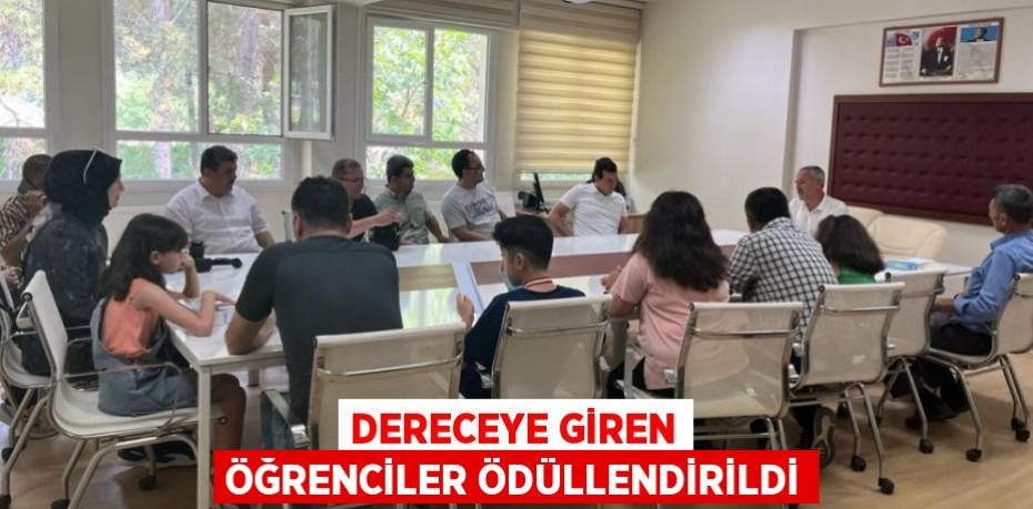 Dereceye giren öğrenciler ödüllendirildi