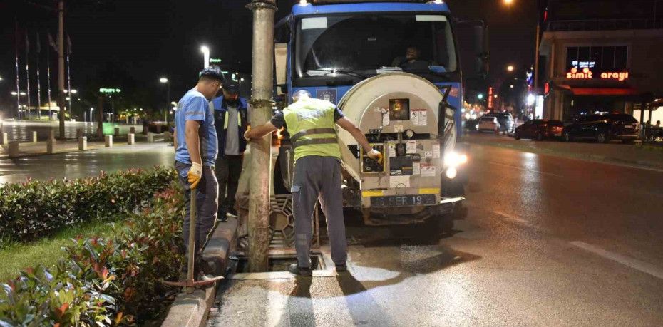 ŞEHİR UYKUDA, BUSKİ İŞ BAŞINDA