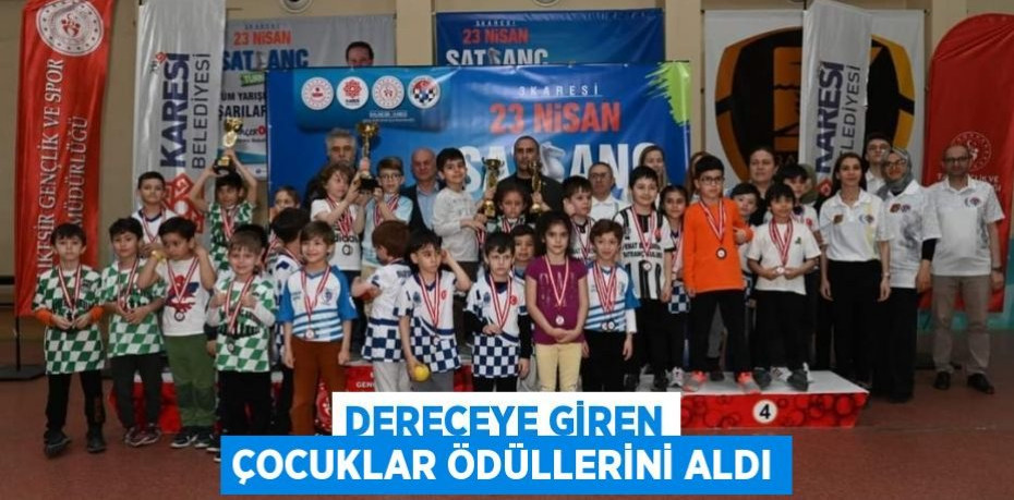 DERECEYE GİREN ÇOCUKLAR ÖDÜLLERİNİ ALDI