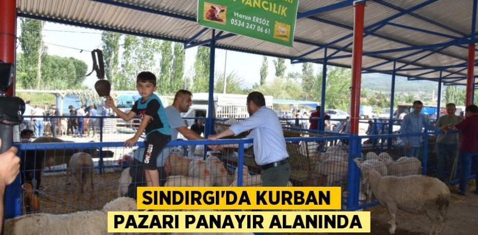 Sındırgı'da kurban pazarı panayır alanında