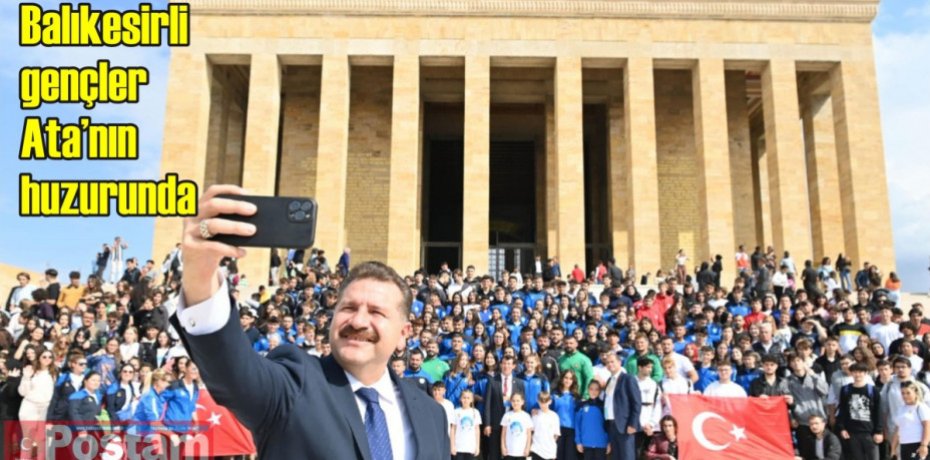 Balıkesirli gençler Ata’nın huzurunda