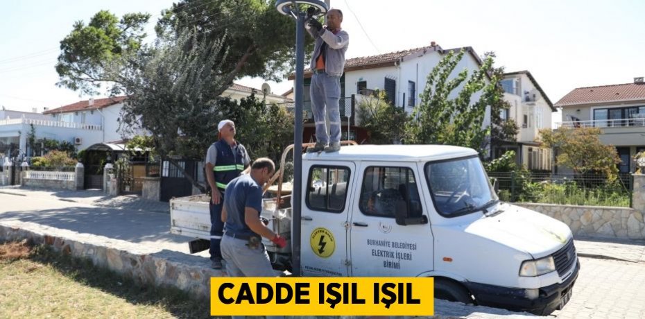 Cadde ışıl ışıl