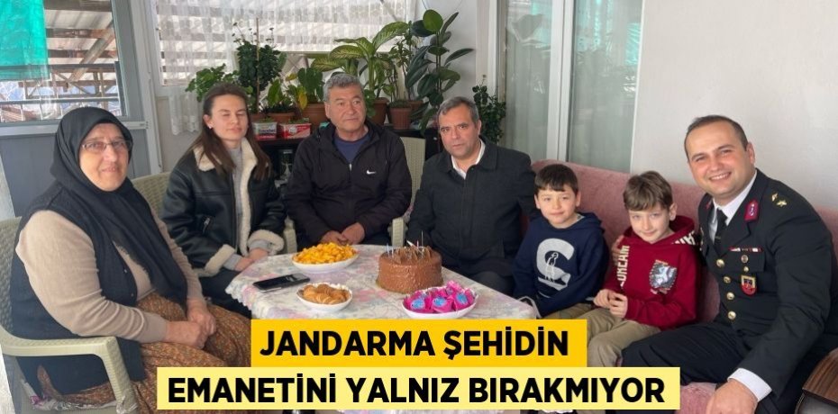 Jandarma Şehidin Emanetini Yalnız Bırakmıyor