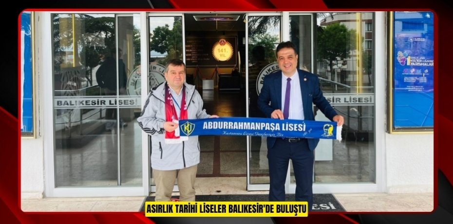 Asırlık tarihi liseler Balıkesir'de buluştu  