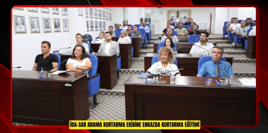 İDA-SAR Arama Kurtarma Ekibine enkazda kurtarma eğitimi