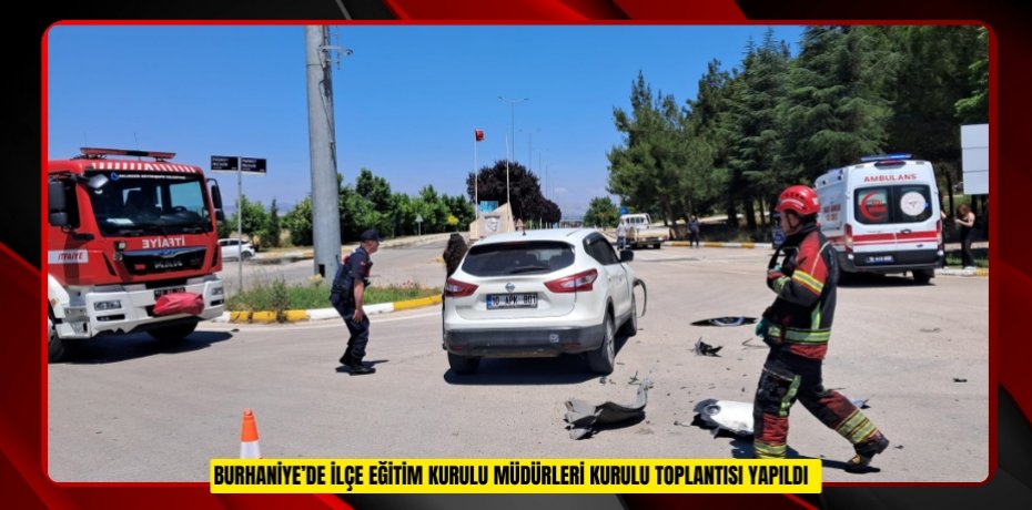 Balıkesir'de kampüs girişinde çarpışan araçlardaki 2 öğrenci yaralandı